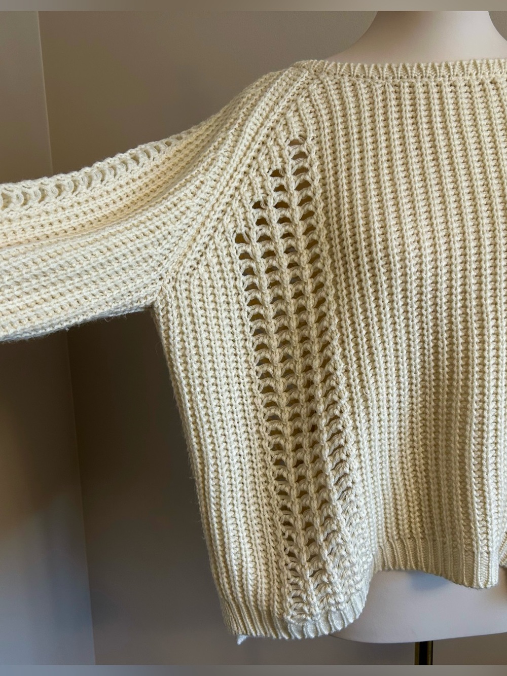 California Moonrise Cream Pullover Knit w. Back Zipper Detail. - Picture 10 of 13